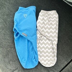 (2) Swaddle Me swaddles